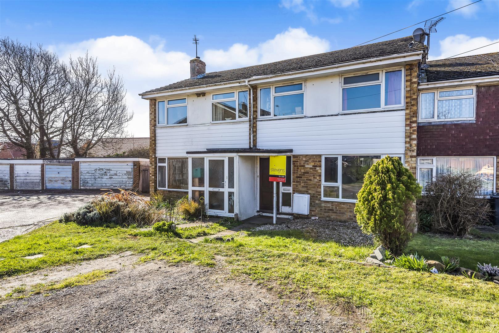 Property Details for Swan Road Hailsham East Sussex BN27 2DE Stevens